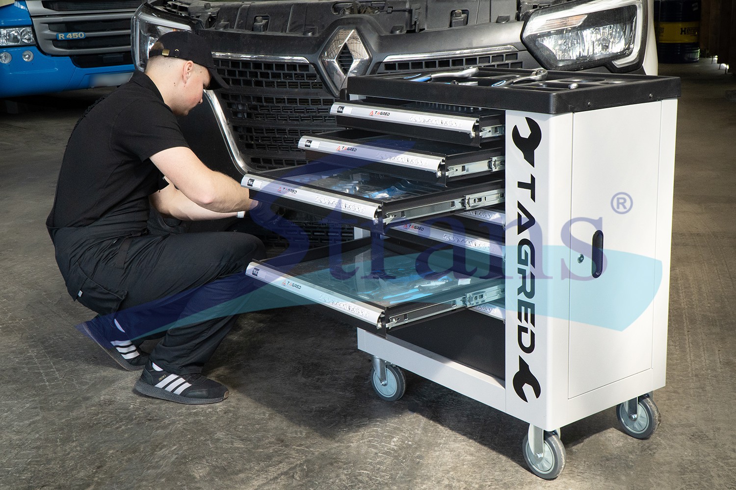 Шафа-Візок З Комплектом Інструментів Tagred 251Шт 7 Шухляд 780*460